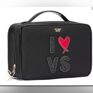 VICTORIA'S SECRET RUNWAY PATCH JETSETTER TRAVEL CASE